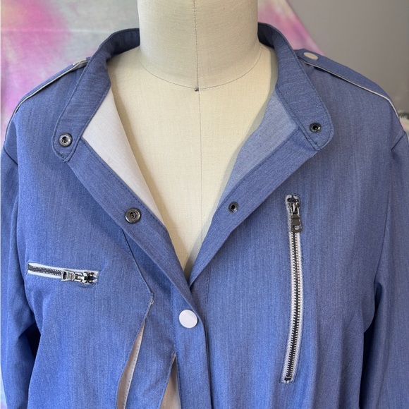 JUMP EUC Lightweight Blue Denim and Creamy Gray Utility Style Colorblock Dress - Picture 9 of 12